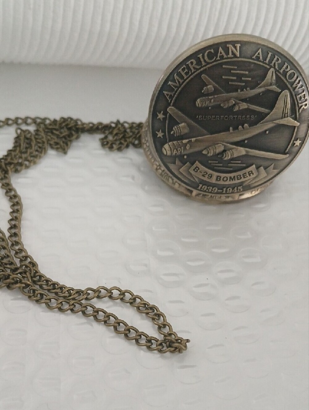 Vintage-Style Bronze Pocket Watch Necklace - White Dial - Picture 3 of 5